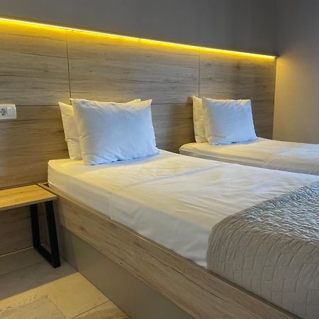 Rooms And Apartments Lisjak Koper Dış mekan fotoğraf