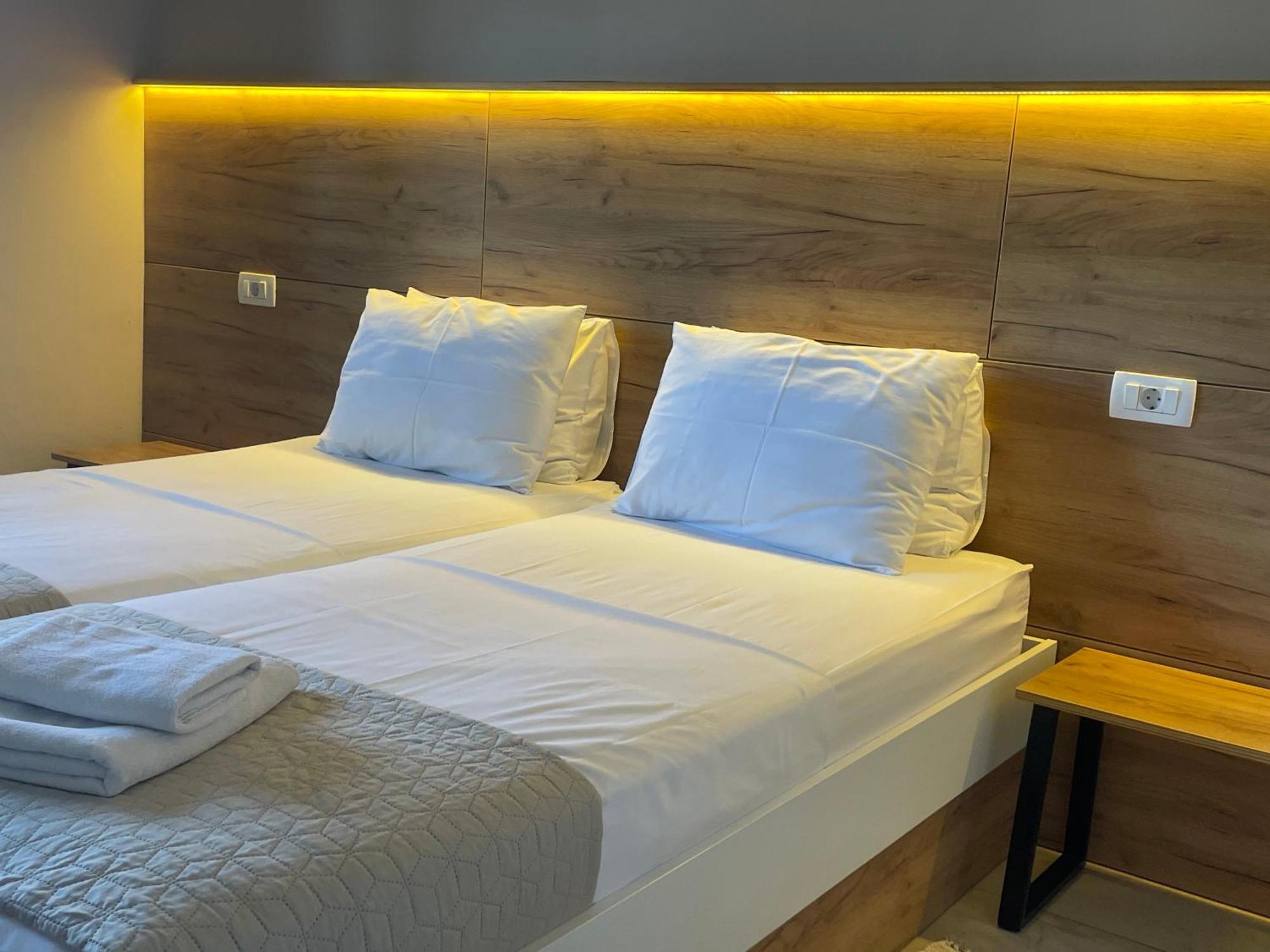 Rooms And Apartments Lisjak Koper Dış mekan fotoğraf